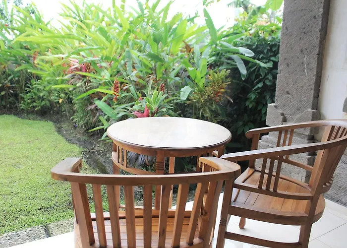 Bombom House Bed & Breakfast